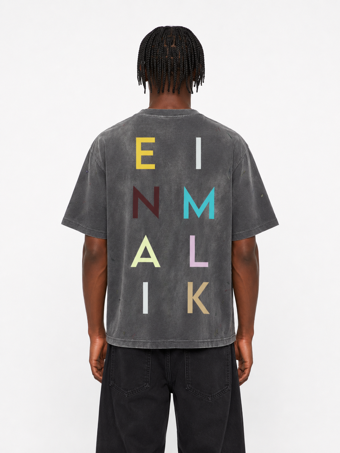 COLLECTED TEE
