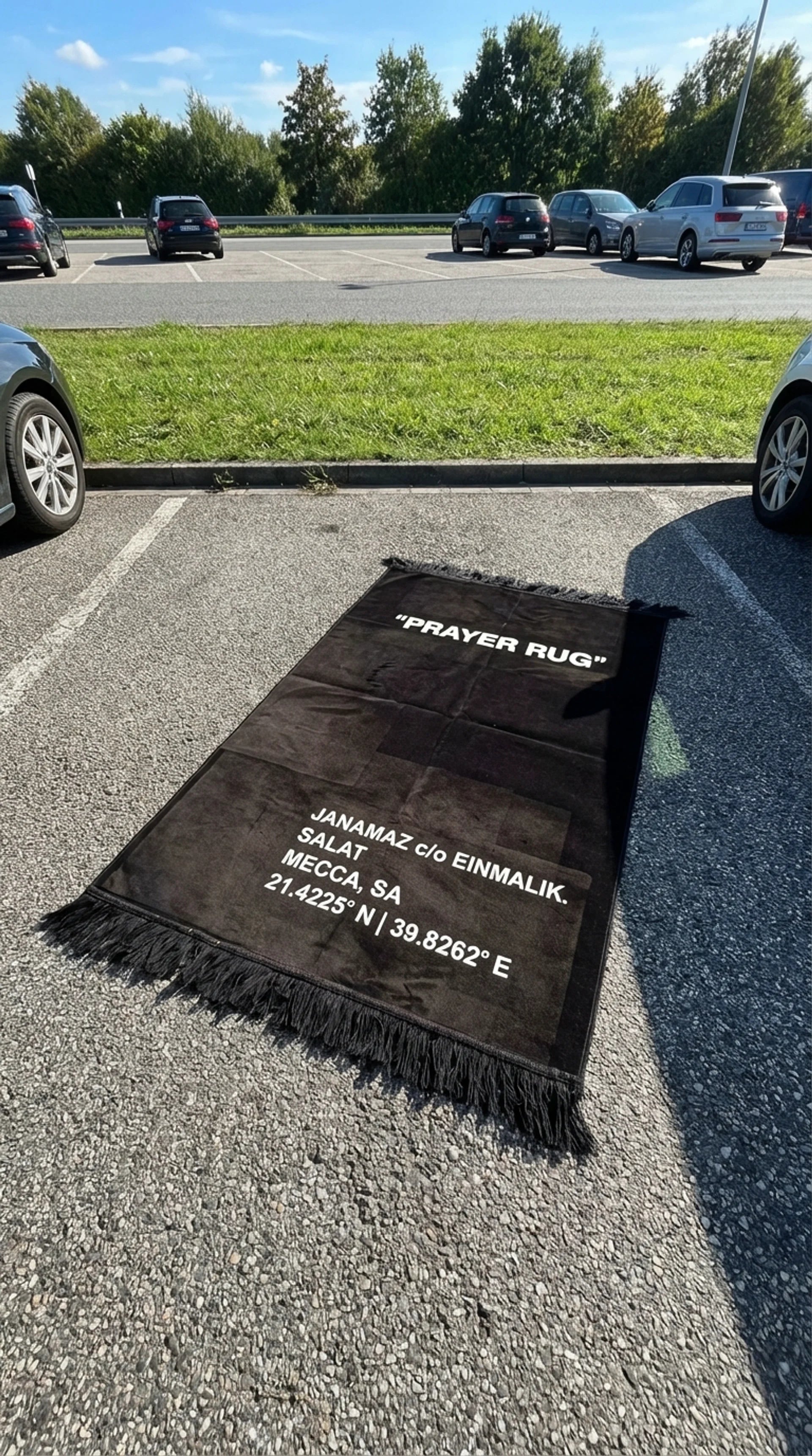 PRAYER RUG